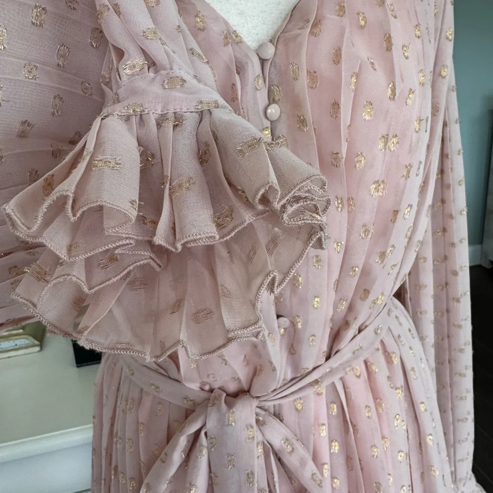 Endless Rose Pink & Gold Textured Romper Shorts Women’s SZ M